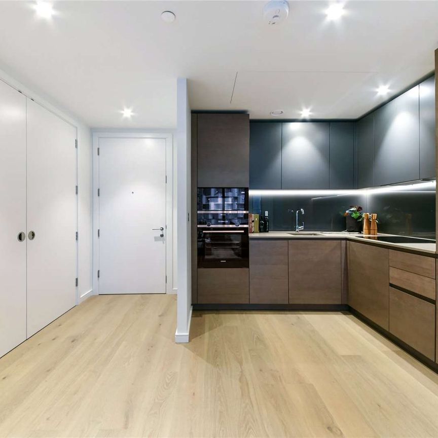 10 George Street: Modern waterside apartments in the Heart of Wood Wharf with outstanding connectivity into Central London and 6,000 sq ft of Premium Amenities - Photo 1