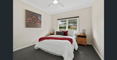 Renovated four bedroom home - Photo 3