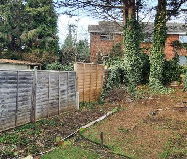 3 bedroom semi-detached house to rent - Photo 3