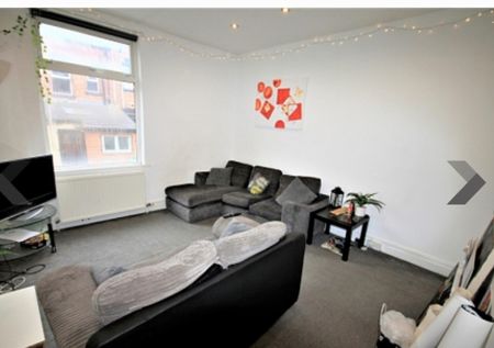 5 Bed - 37 Hartley Crescent, Woodhouse, Leeds - LS6 2LL - Student - Photo 2