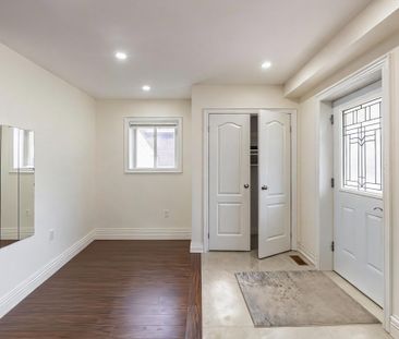 For Lease - 19 Balaclava Drive, Toronto, Ontario - Photo 2