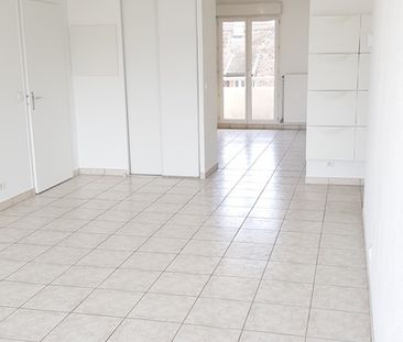 Location Appartement 3 pièces 68m² - Photo 5