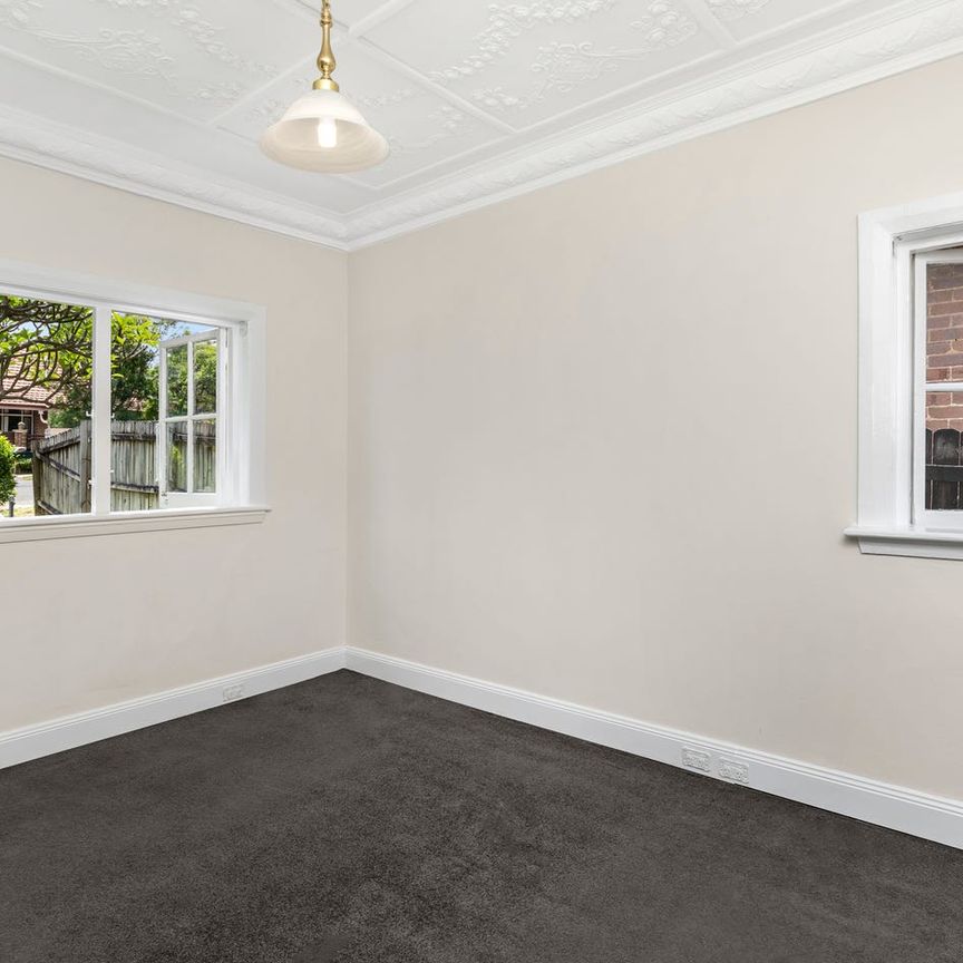 2 Bedroom Home in prime location - Photo 1