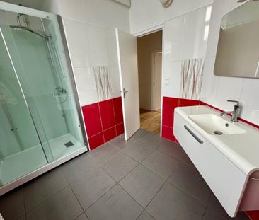 Location Appartement 3 pièces 104m² ST GEORGES DES GROSEILLERS 61100 - Photo 5