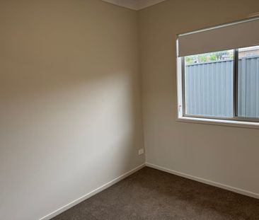 Brand new 3-bedroom attached house for rent - Photo 6