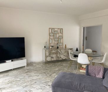 Location Appartement 3 pièces 85m² NICE 06100 - Photo 3