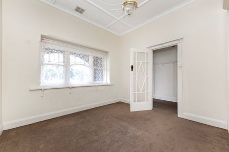 8A Etna Street, Glen Huntly VIC 3163 - House For Rent | Domain - Photo 4