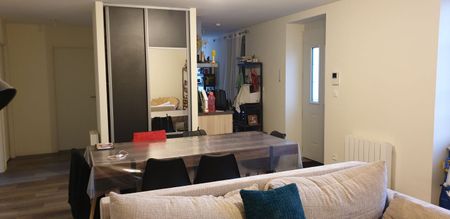 Location Appartement 4 pièces 73m² PONT DE VAUX 01190 - Photo 2