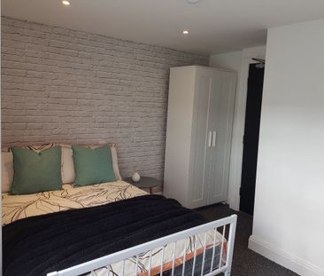 Saxony Road, Liverpool. - Photo 6