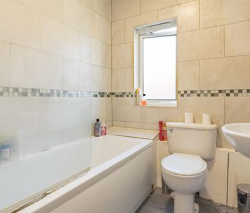 Drummond Avenue, Headingley, LS16 5JZ, Leeds - Photo 2