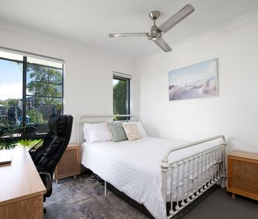 Style, Comfort & Practicality - Photo 6