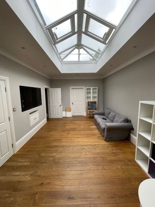 6 Bed Detached House, Cheyne Walk, CR0 - Photo 1