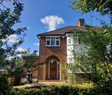 4 bedroom semi-detached house to rent - Photo 4