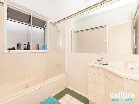 2/12a Norwood Street, Toowong, QLD, 4066 - Photo 5