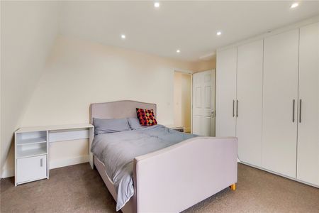 387 Camden Road, Holloway - Photo 3