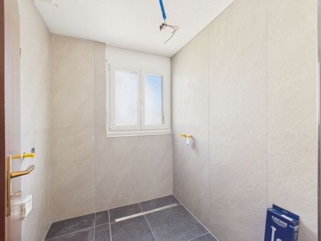 Frisch renovierte 4.5-Zimmer Wohnung in Flawil - Photo 2