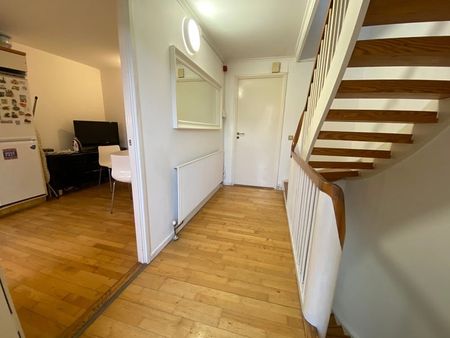Room in a Shared Flat, Weald Close, SE16 - Photo 4