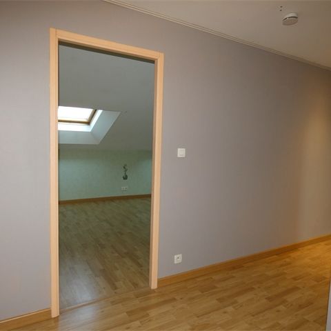 Location Appartement 5 pièces 103m² - Photo 1