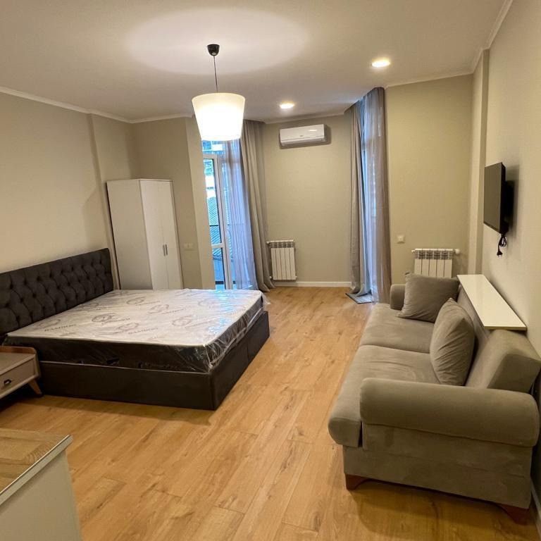 Garsoniera luxos amenajată situată în zona Drumul Taberei - Fotografie 1