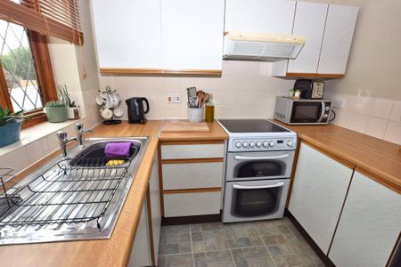 2 bedroom house to rent - Photo 4