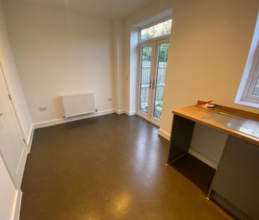 Market Street, ILKESTON - Photo 4