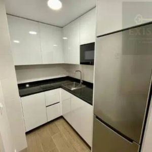 Piso en alquiler en Centro - Photo 2