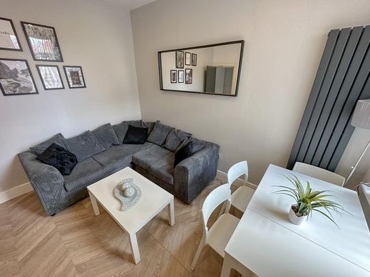 4 bedroom house to rent - Photo 1