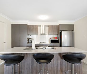 13 Lisa Crescent, Coomera QLD 4209 - House For Rent | Domain - Photo 4