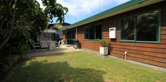 Dickson Delight - Papamoa - Photo 2