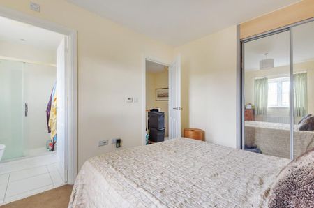 2 bedroom end of terrace house to rent - Photo 4