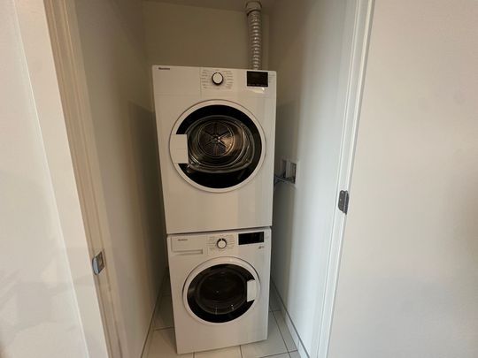 For Lease - 3071 Trafalgar Road Unit# 610, Oakville, Ontario - Photo 1