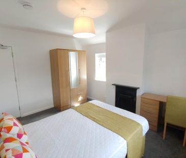 4 bedroom house to rent - Photo 4