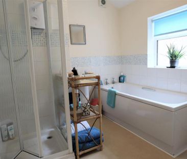 3 bedroom apartment to rent - Photo 6