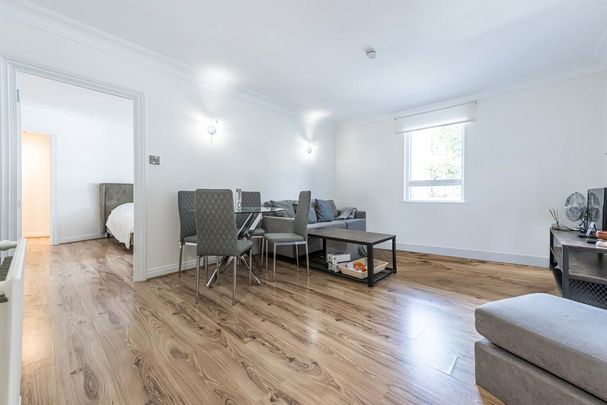 1 bedroom flat to rent - Photo 1