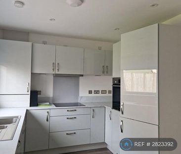 3 bedroom terraced house to rent - Photo 1