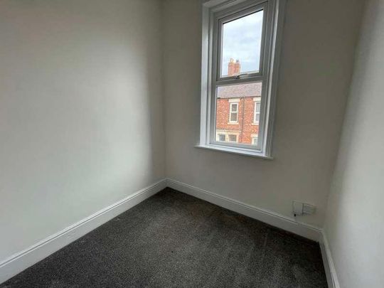 Esplanade, Whitley Bay, NE26 - Photo 1