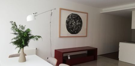 Rua de Miguel Bombarda, Porto-Concelho, Porto District 4050 - Photo 3