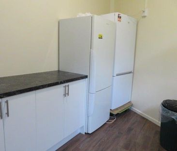 SHARED RESIDENTAL DWELLING IN POPULAR HATAITAI - Photo 3