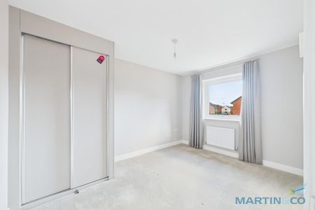 3 bedroom semi-detached house to rent - Photo 5