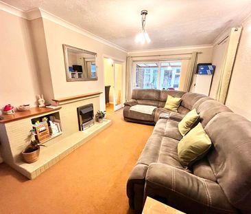 Little Wakering Road, Barling Magna, SS3 0LR - Photo 3