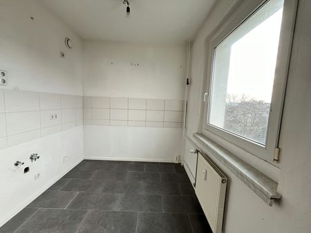 Gemütlichkeit trifft Sonne – schöne Wohnung mit Balkon - Photo 3