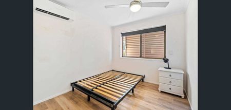 Central Benowa townhouse – ideal location & space! - Photo 4