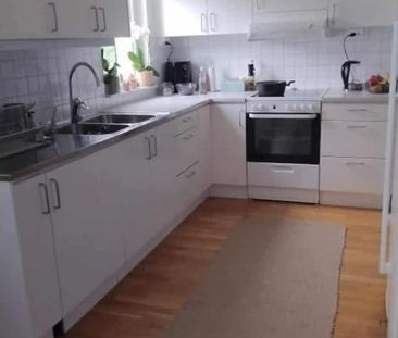 Hammarbyvägen, Upplands Väsby - Photo 3