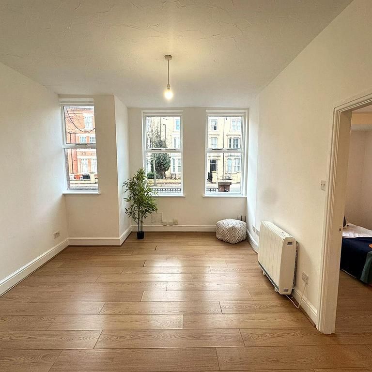 1 bedroom flat to rent - Photo 1