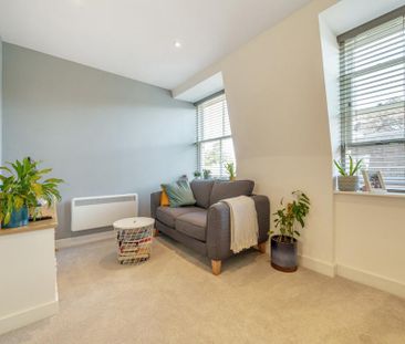 1 bedroom apartment to rent - Photo 2