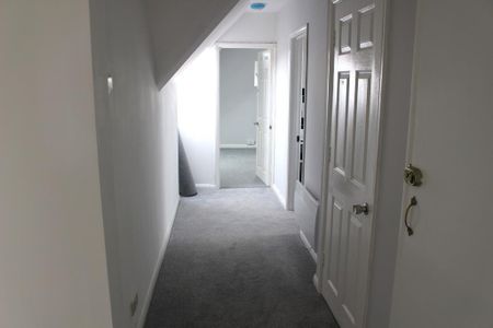 3 bedroom apartment to rent - Photo 5