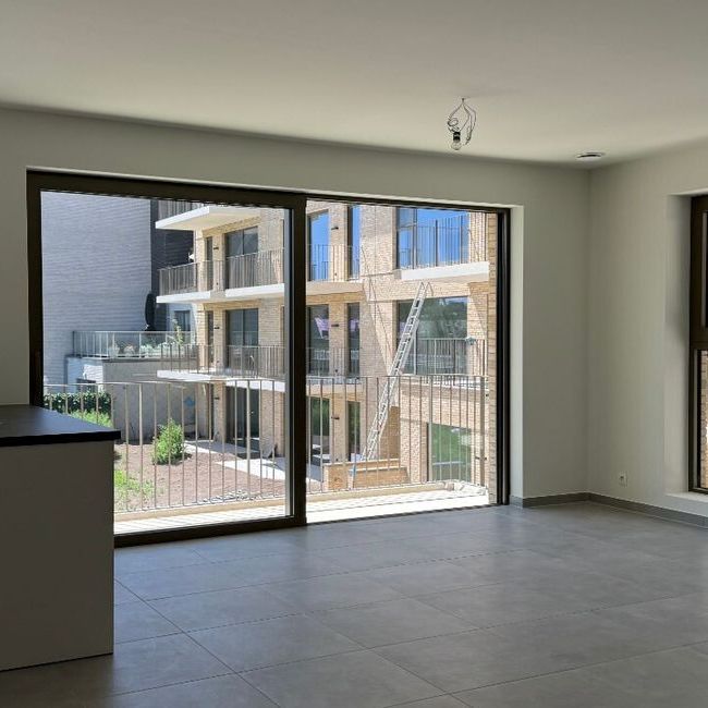 Appartement te huur in Veurne voor € 925 met 2 slaapkamers - Photo 1