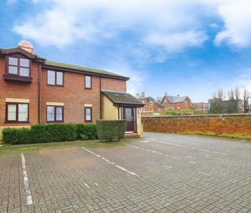 2 bedroom flat to rent - Photo 6