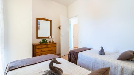 ALQUILER TEMPORAL EN LOS CRISTIANOS. DISPONIBLE ÚNICAMENTE LOS MESES DE MARZO A JUNIO DE 2 – 0067-03995 - Photo 3