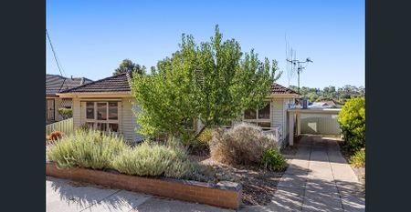 Light, Bright & Full of Charm - Photo 5